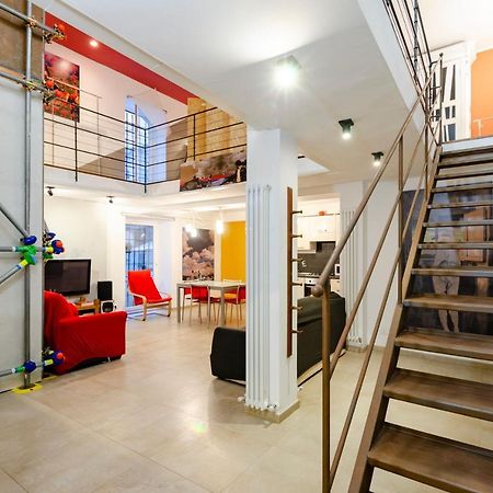 Апартаменты Joivy Vibrant Open-Plan Apt For 6 In Historic Centre Генуя Экстерьер фото