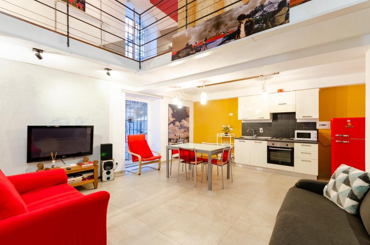 Апартаменты Joivy Vibrant Open-Plan Apt For 6 In Historic Centre Генуя Экстерьер фото